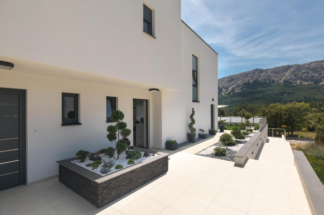 Villa Supernus With Heated Pool Baška Zewnętrze zdjęcie